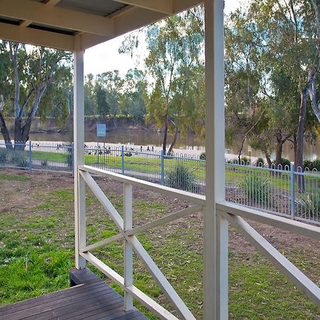 Wagga Wagga Beach Caravan Park 호텔 외부 사진